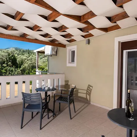 شقة Aurora نِكيانا